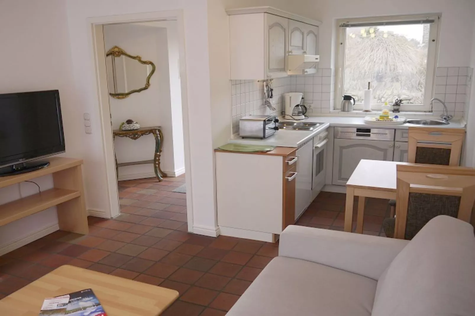 53642-Kitchen