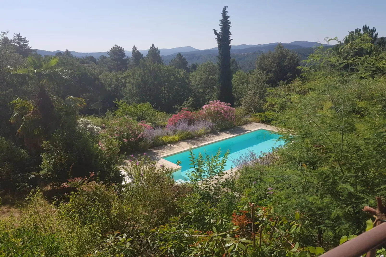380987-Pool