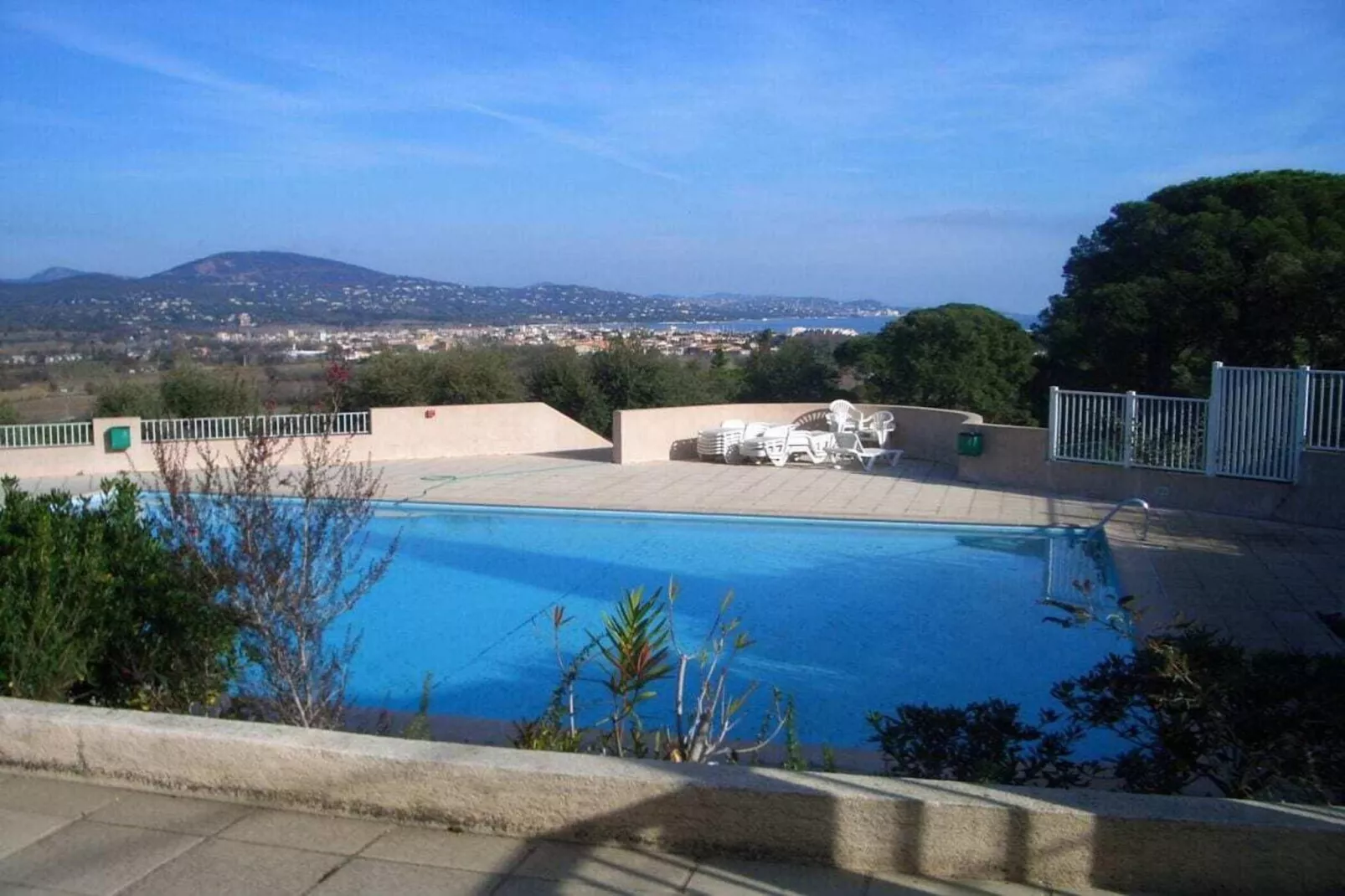 80149-Piscine