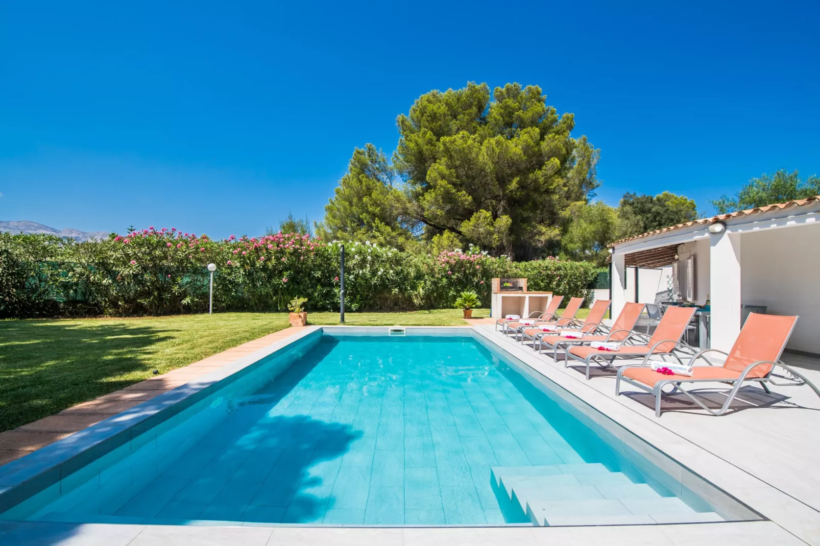 Casa Encinar-Schwimmbad