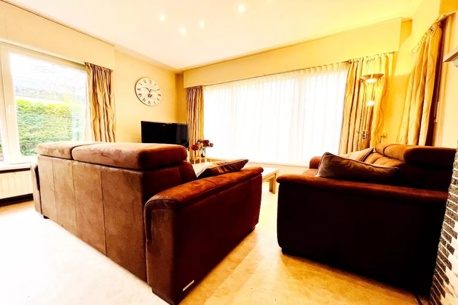 RINGLAAN 104 WONING-Living room