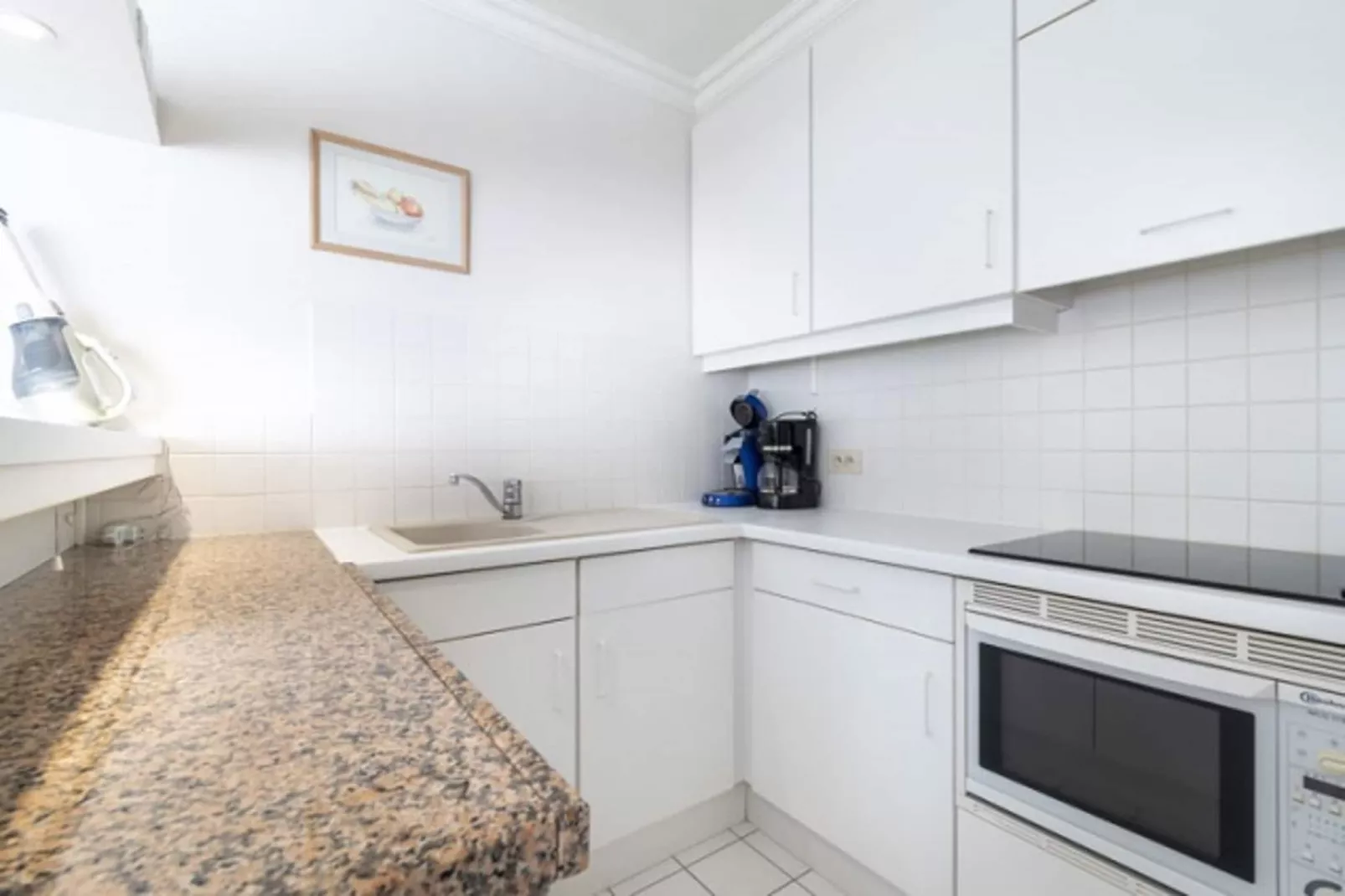 LAVANDOU 0002/ 02B-Kitchen