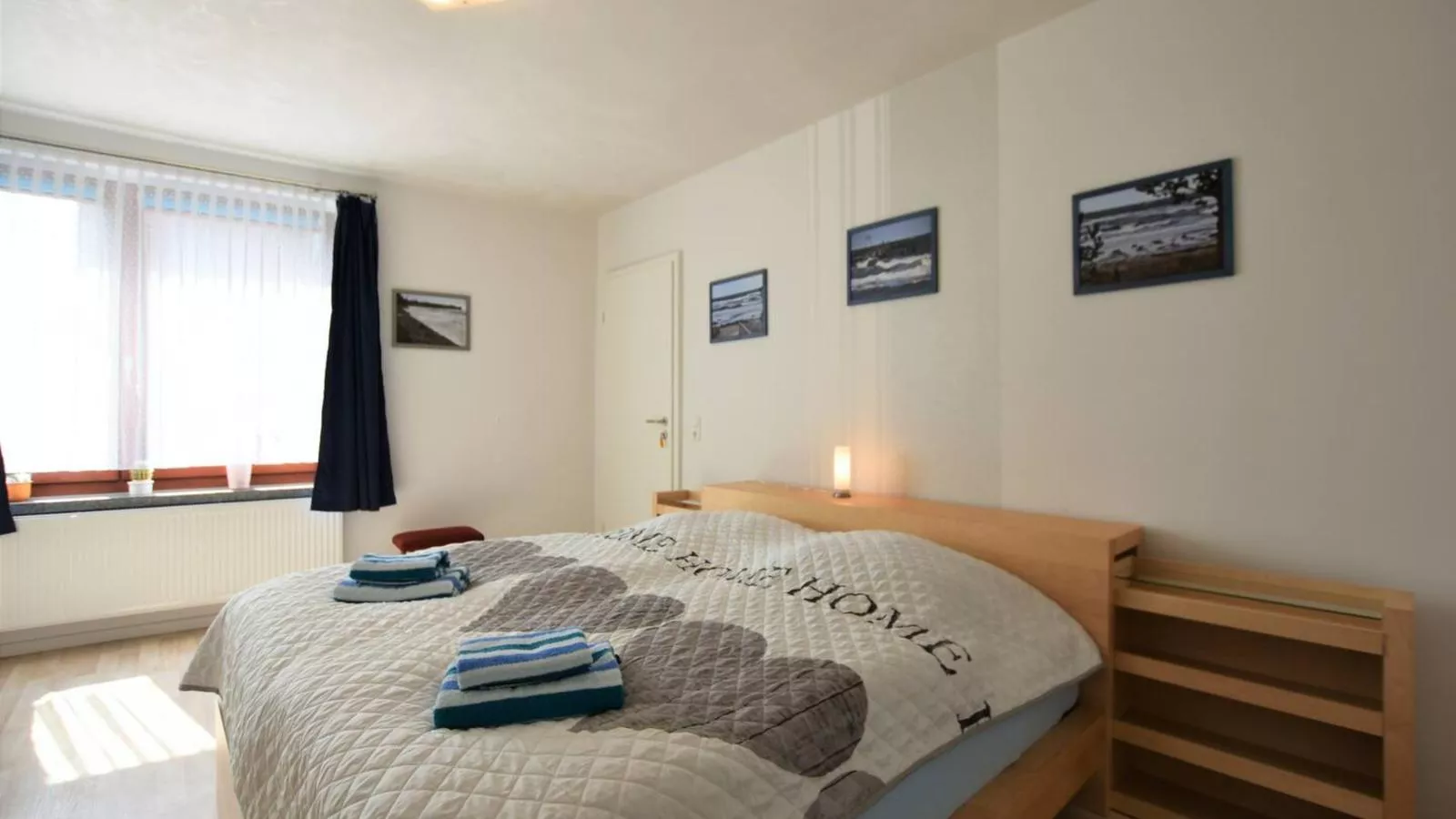 Hecht-Bedroom