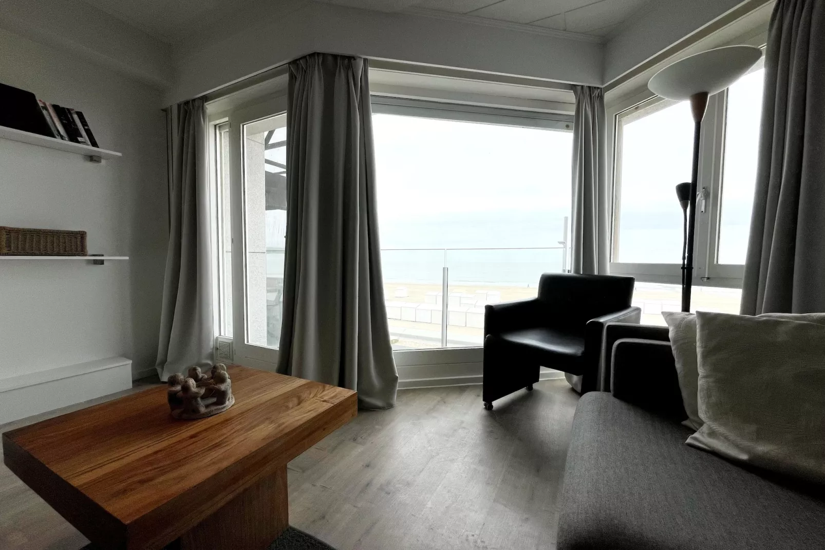 Residentie Rapallo 0203-Living room