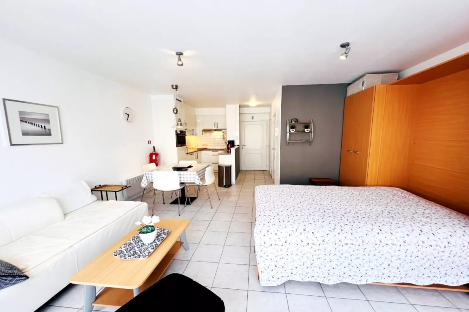 RESIDENTIE GRAND AIR 1B-Living room