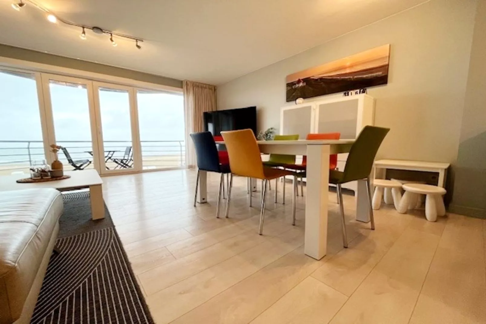 RESIDENTIE MAITE 0301-Living room