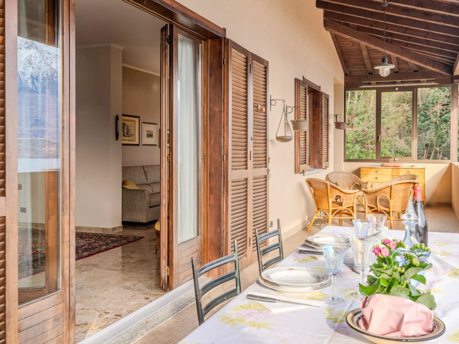 Casa Luli-Outside