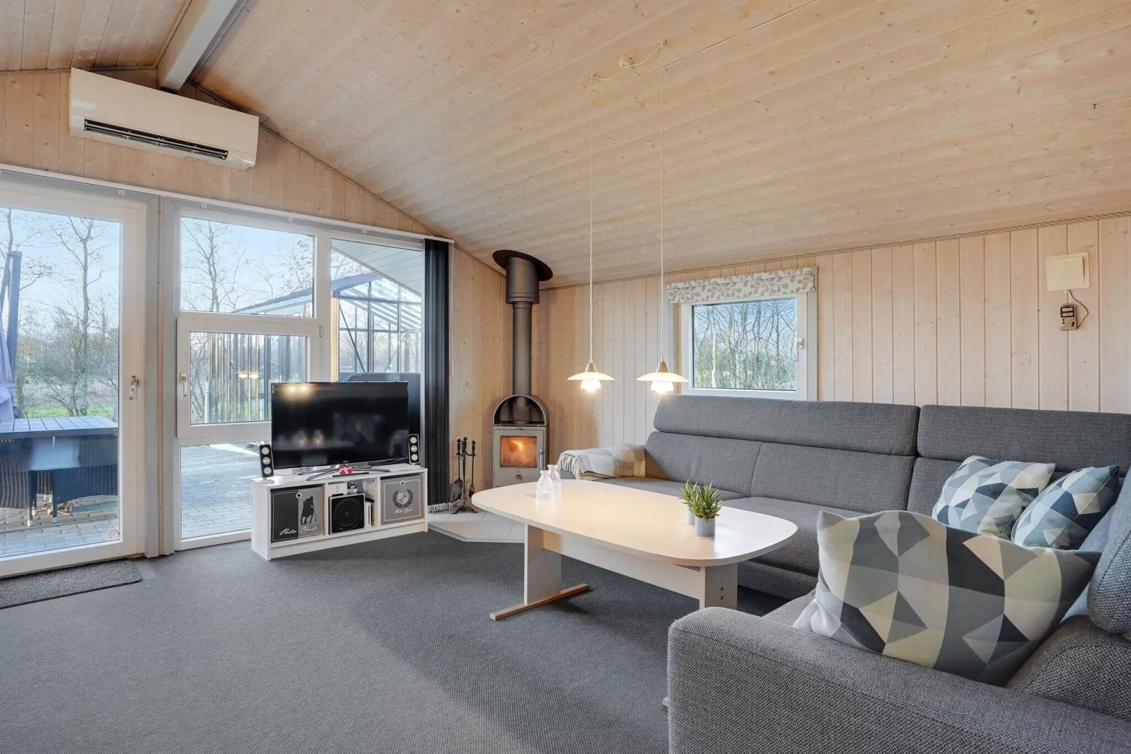 4 person holiday home in Hemmet-By Traum-Indoor