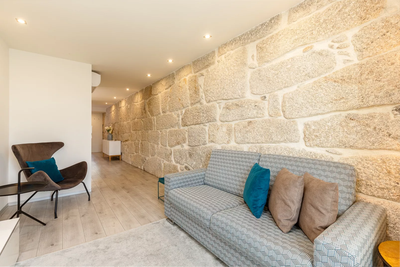 YOUROPO - Ribeira Porto 3-Living room