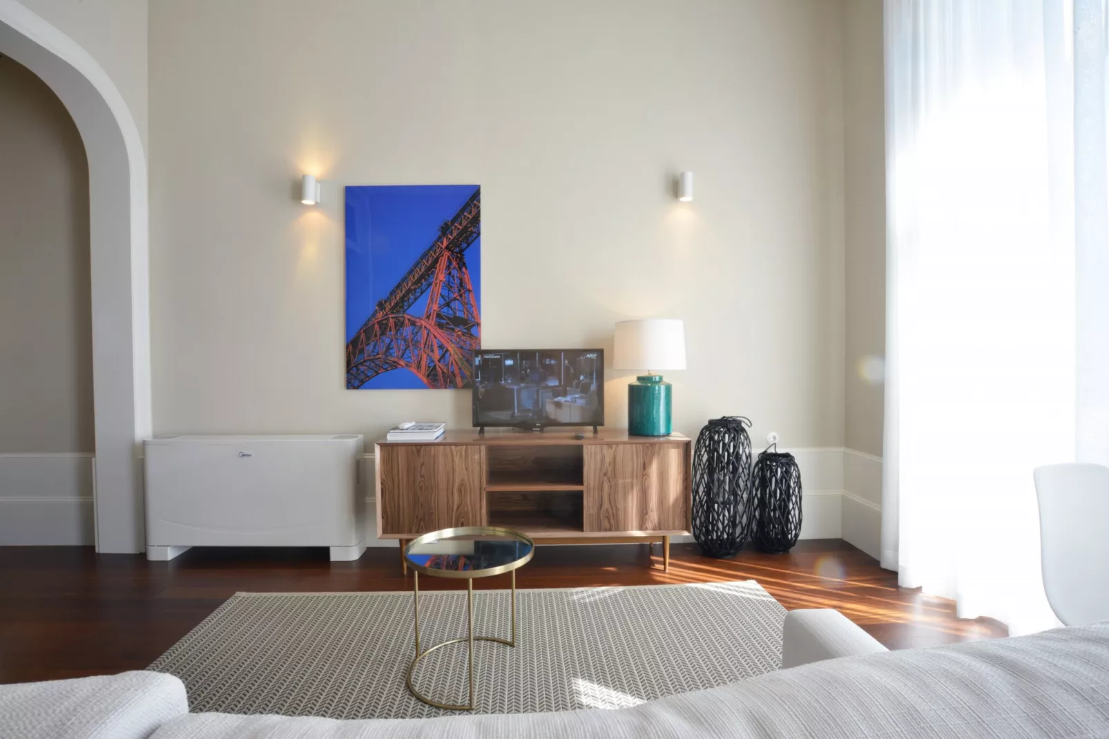 YOUROPO - Market 3B-Living room