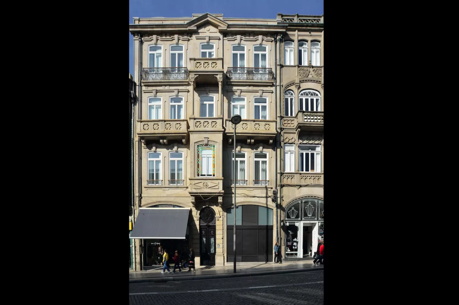 YOUROPO - Market 2A-Exterior summer