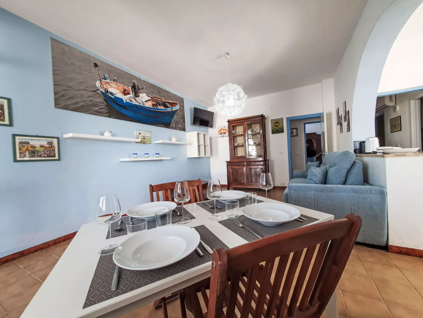 Pietra Marina-Inside