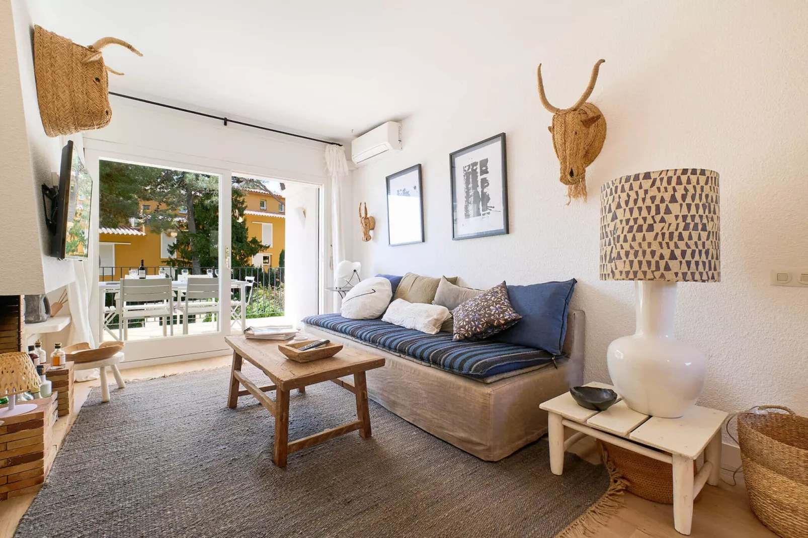 Can Xeret-Living room