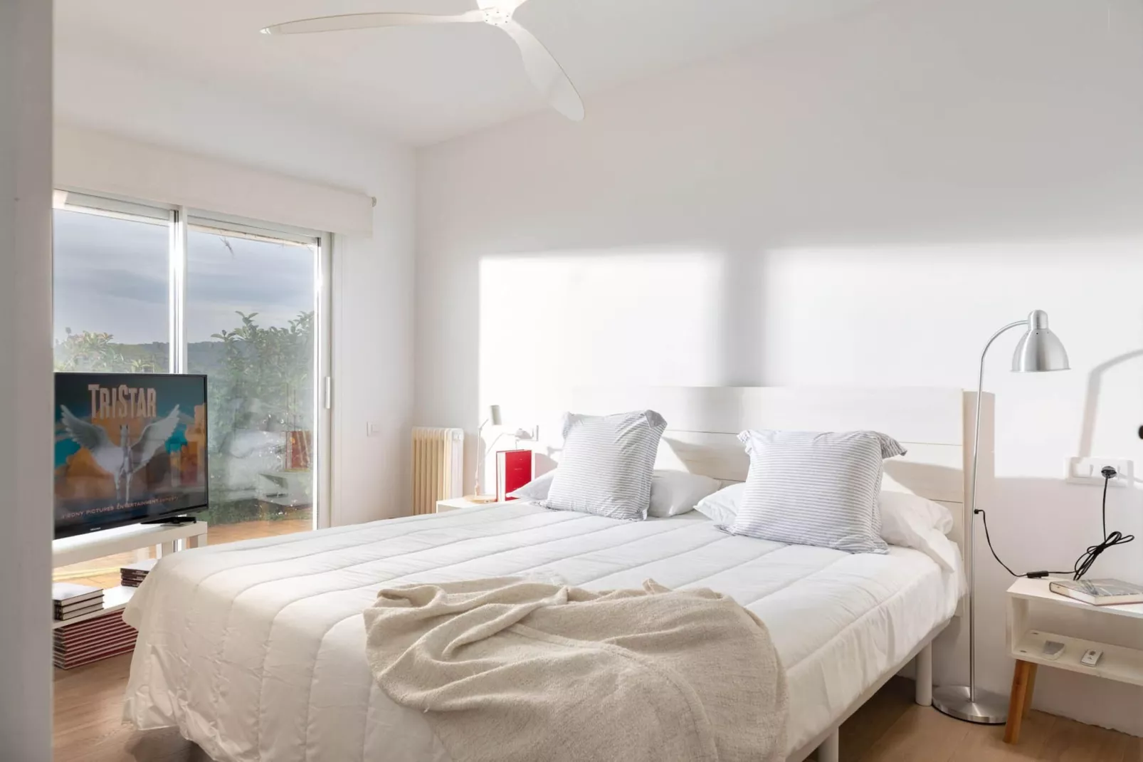 Ferran-Bedroom