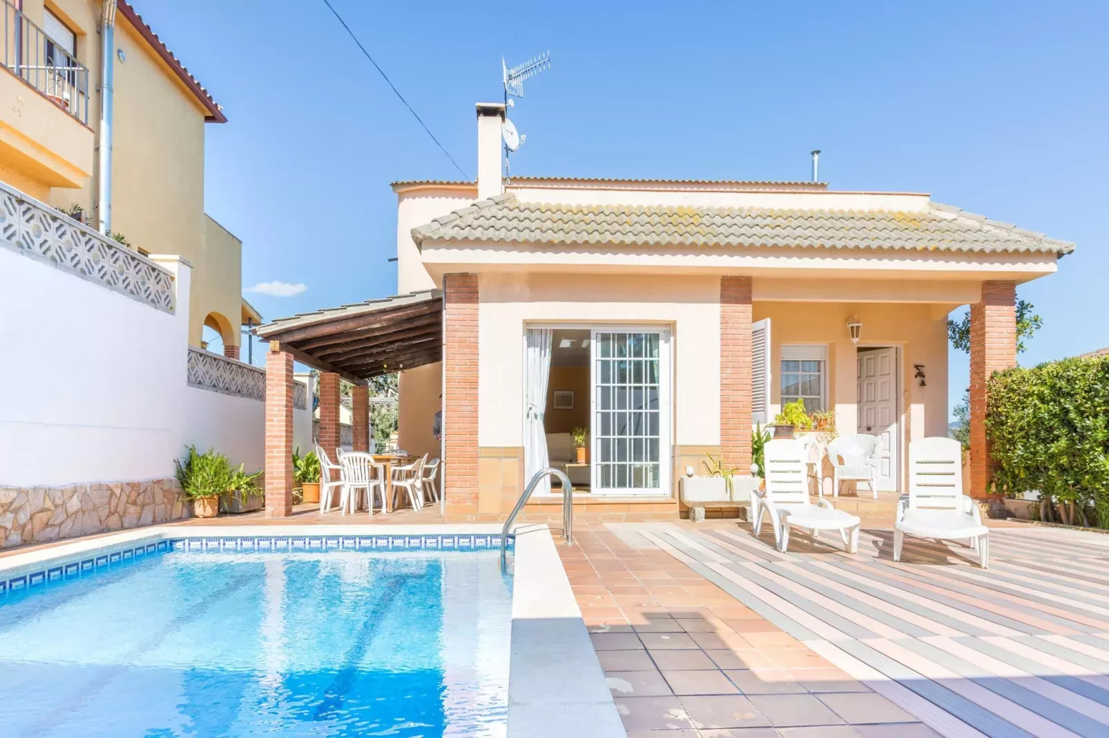 poolofhouse