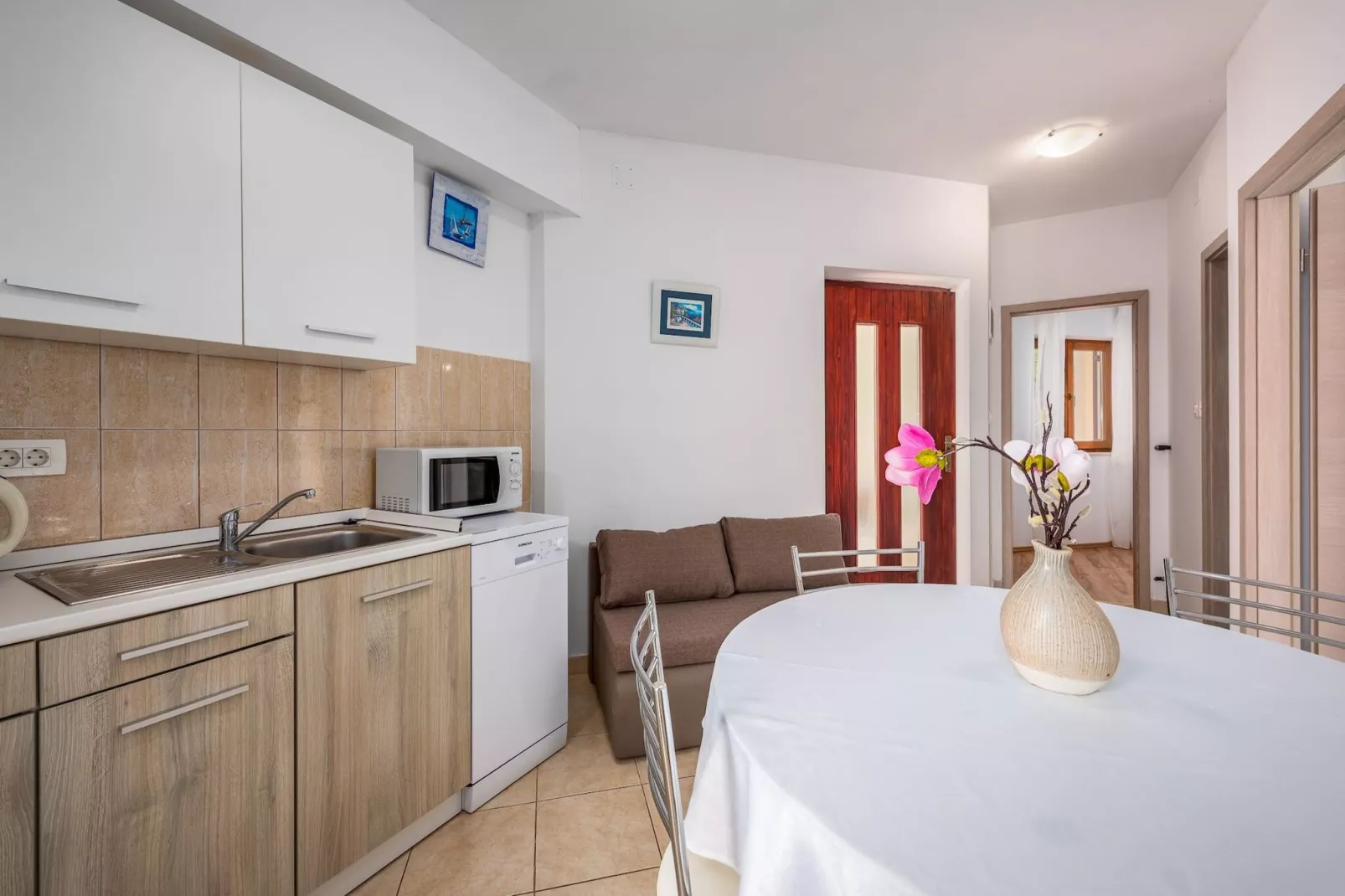 Lara 6 - Shared Pool, Sauna, Jacuzzi-Küche