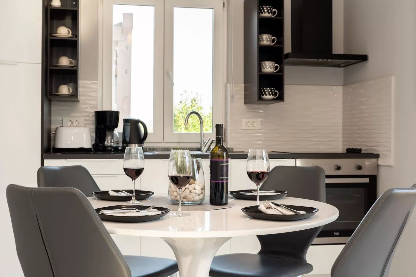 Holiday Home Alis with Sea View-Dining room