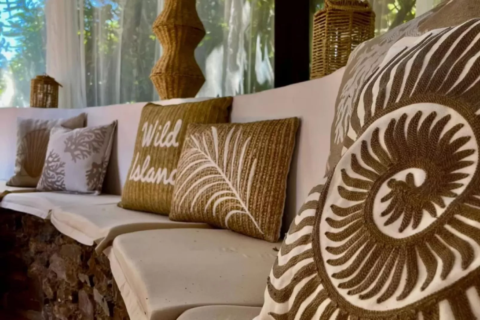 Bilo Candido-Living room