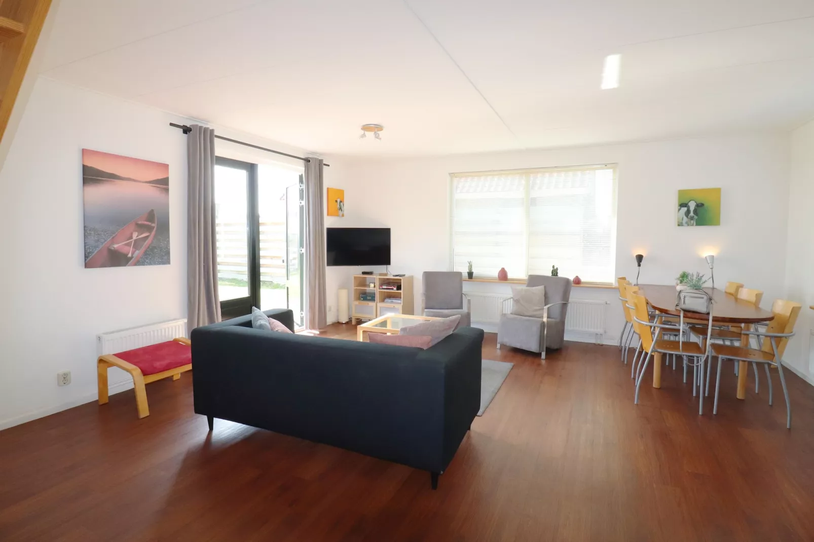 Bargereed 90-Living room