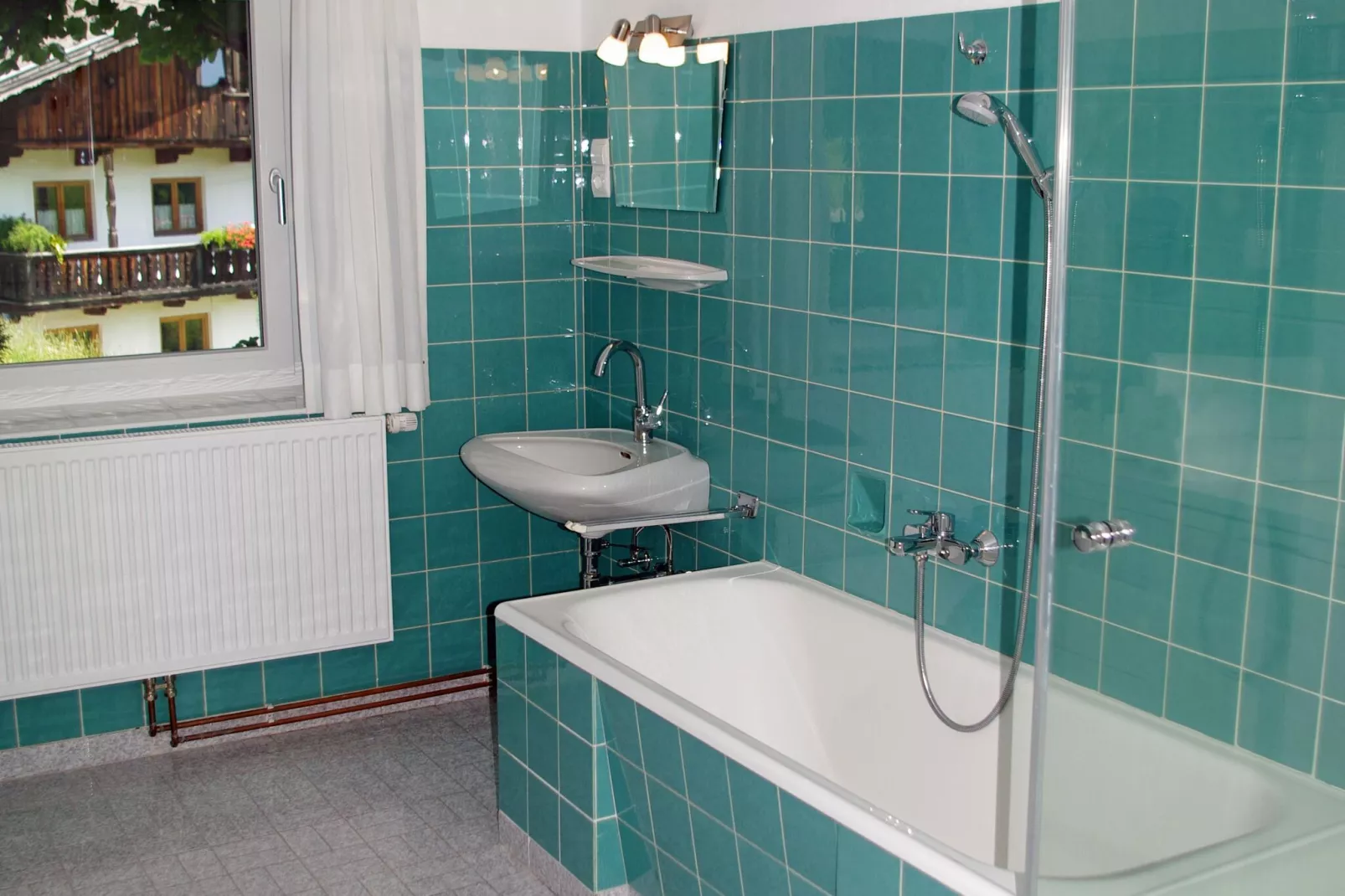 Neuhäusl-Badezimmer