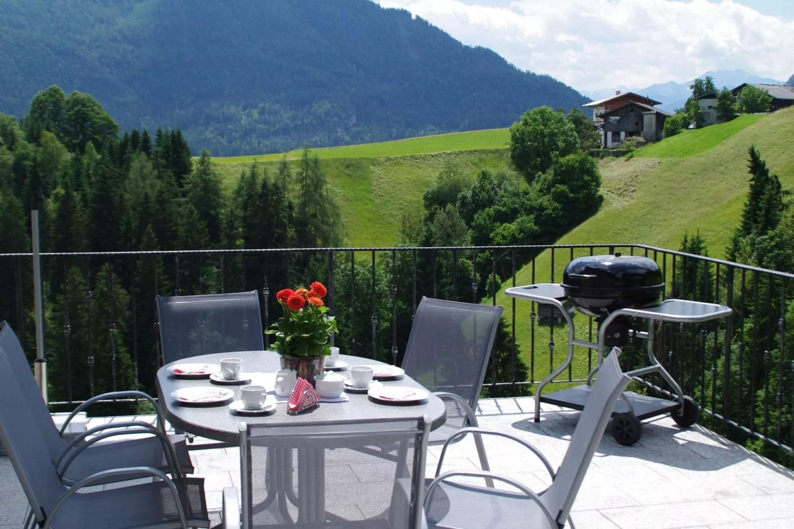 Neuhäusl-Terrassenbalkon
