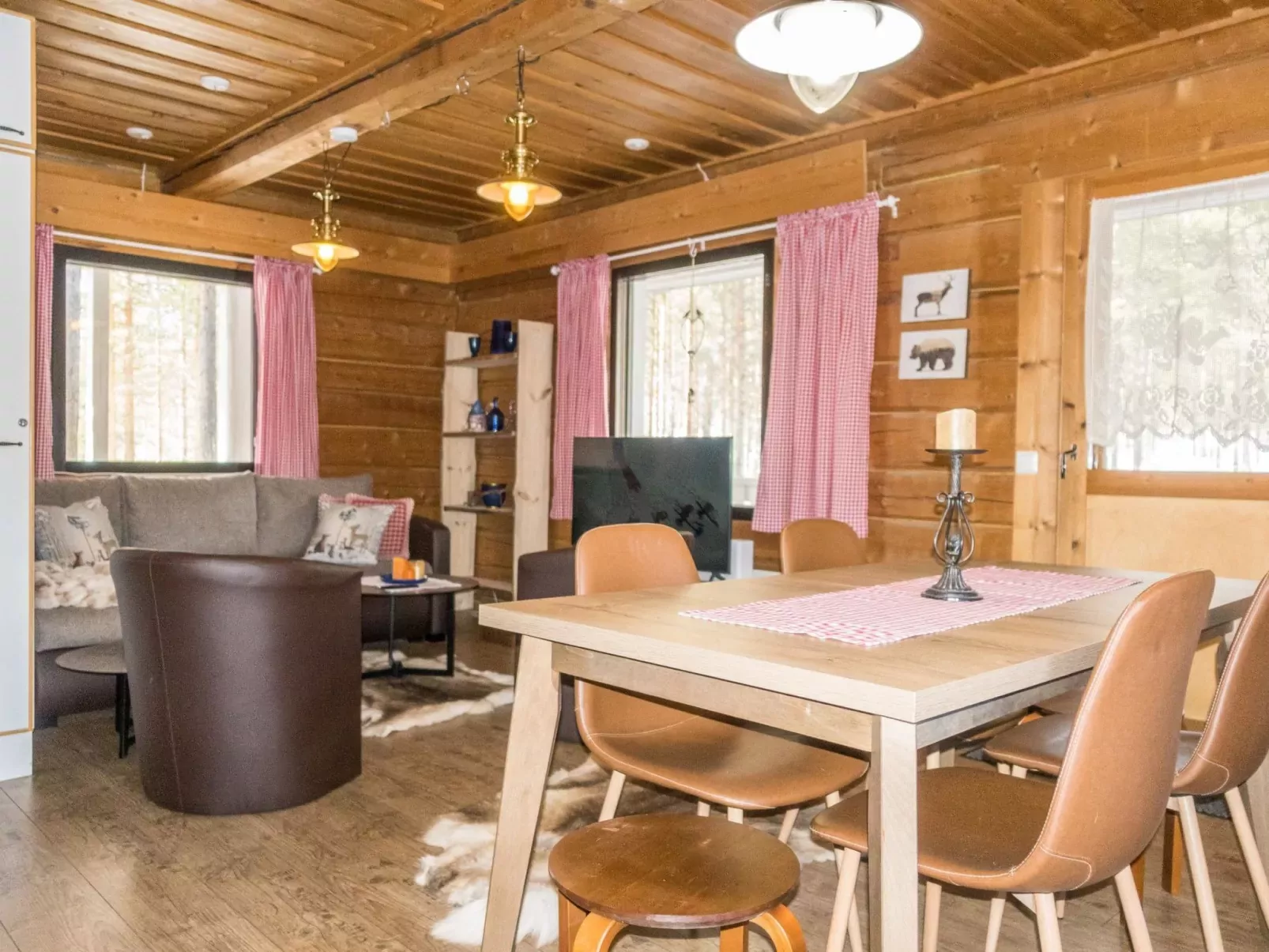 Old logger´s house-Inside