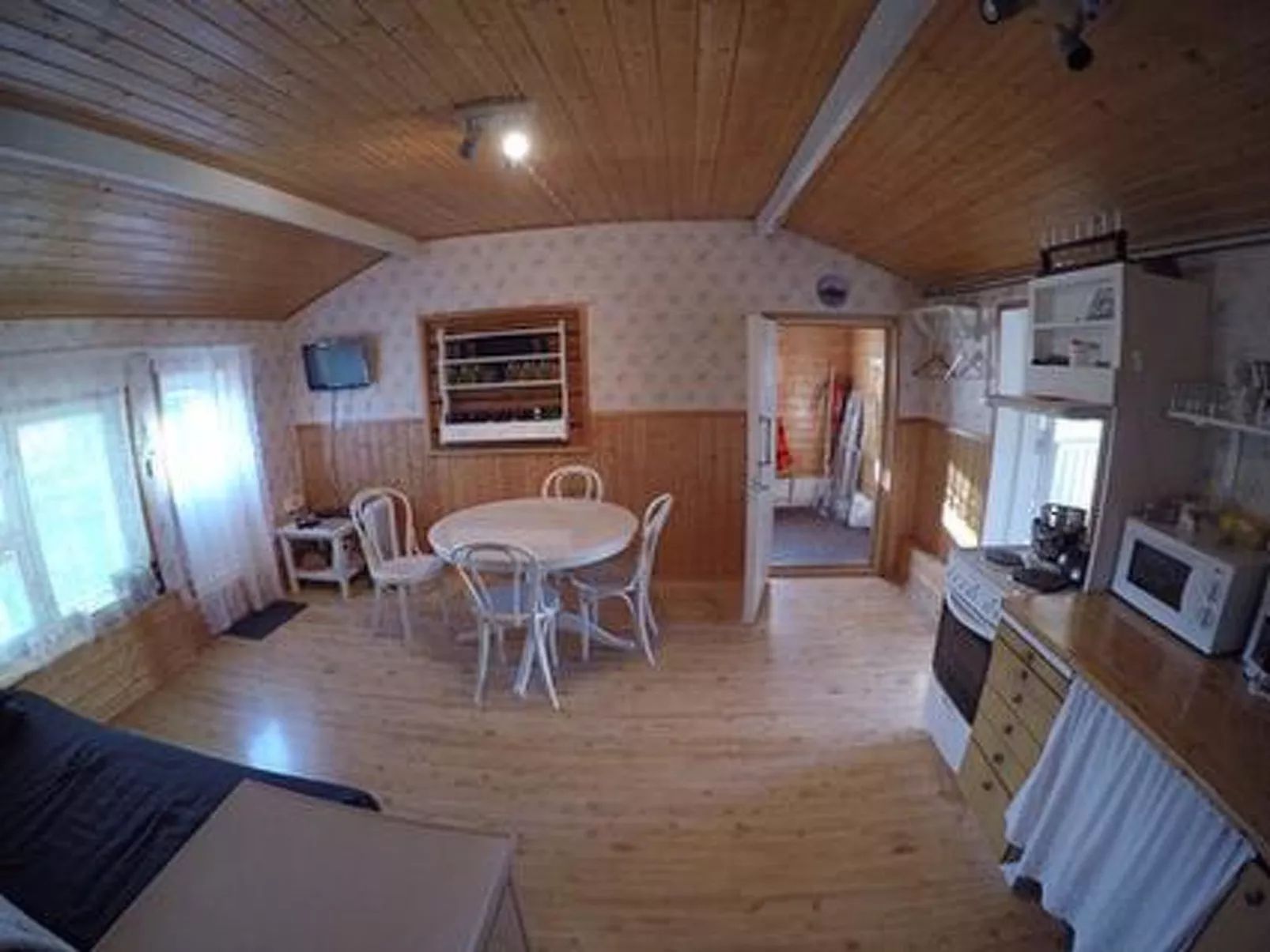 Pikku-villa-Dedans