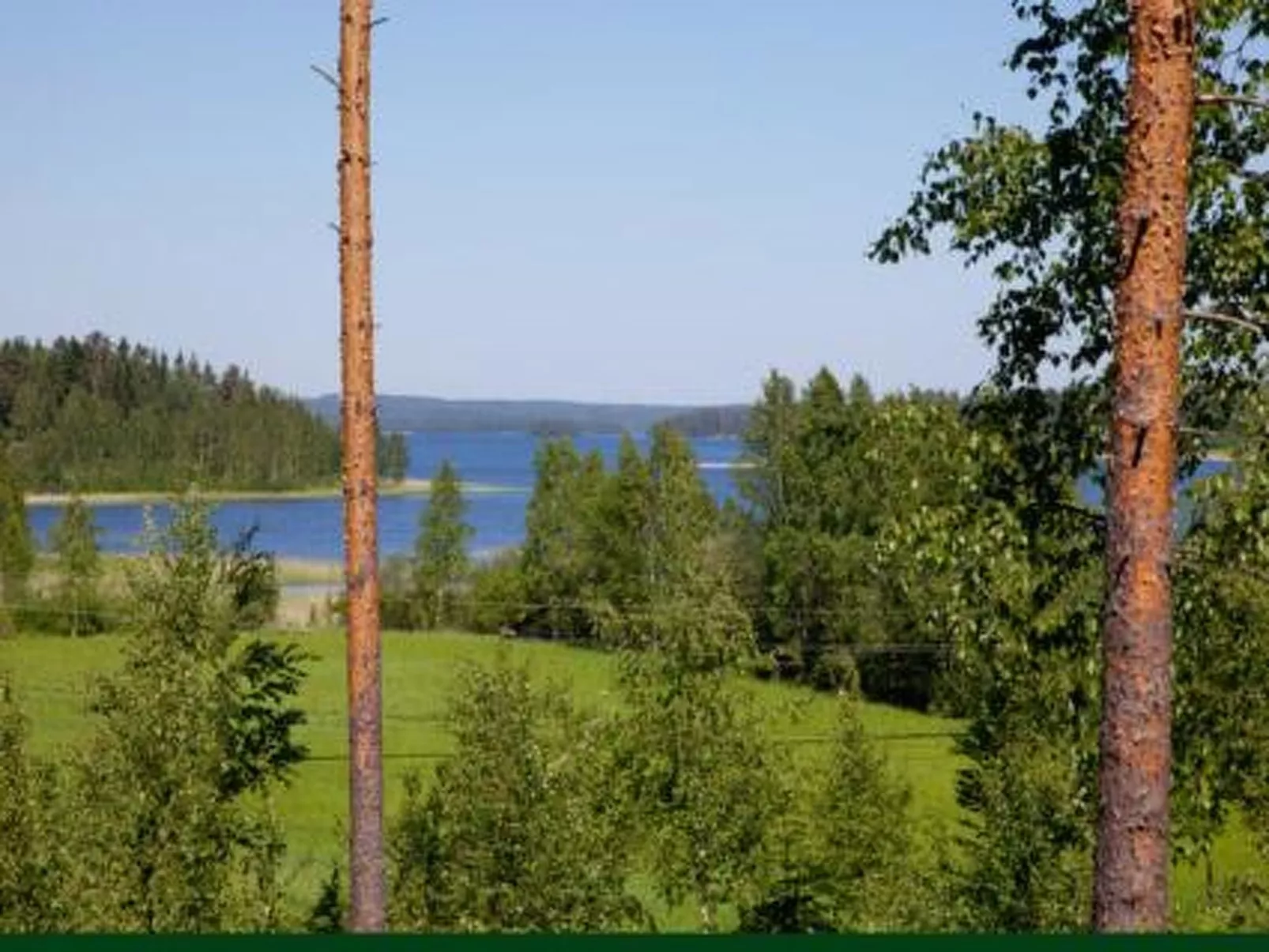 Ylähuone-Outside