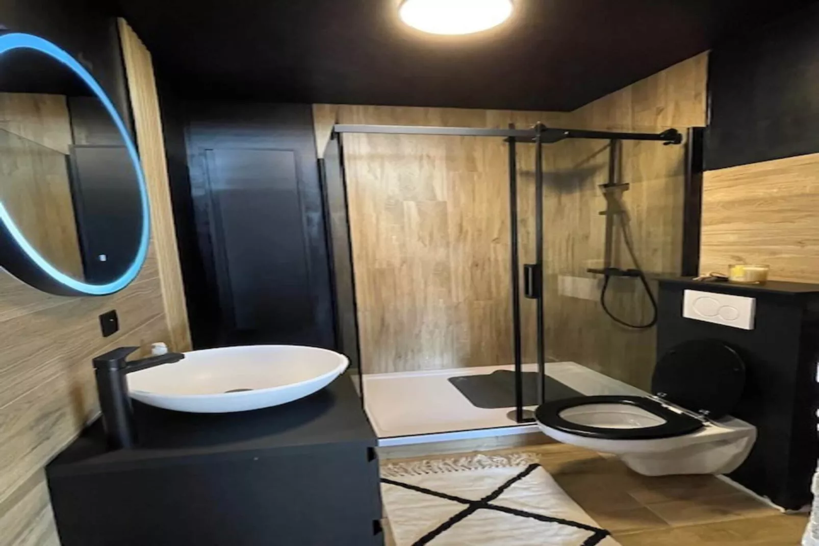Le MARINY-Bathroom