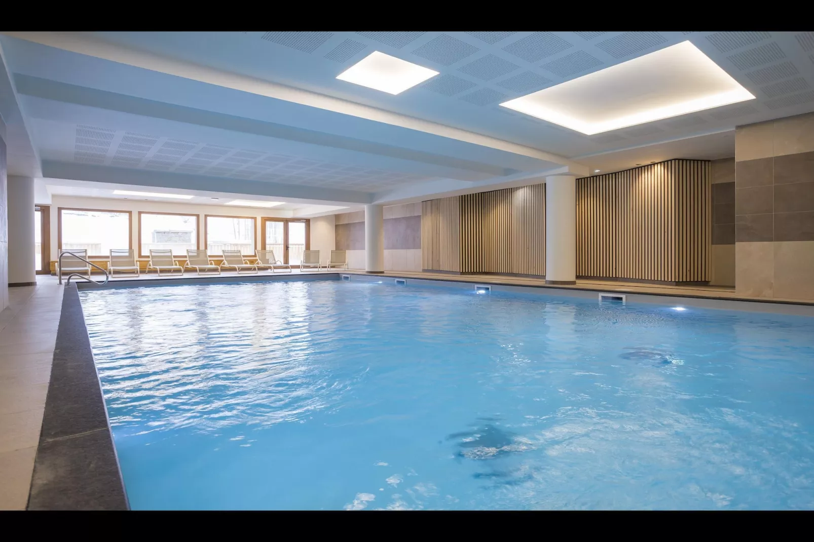 TIGNES_8PM-Pool
