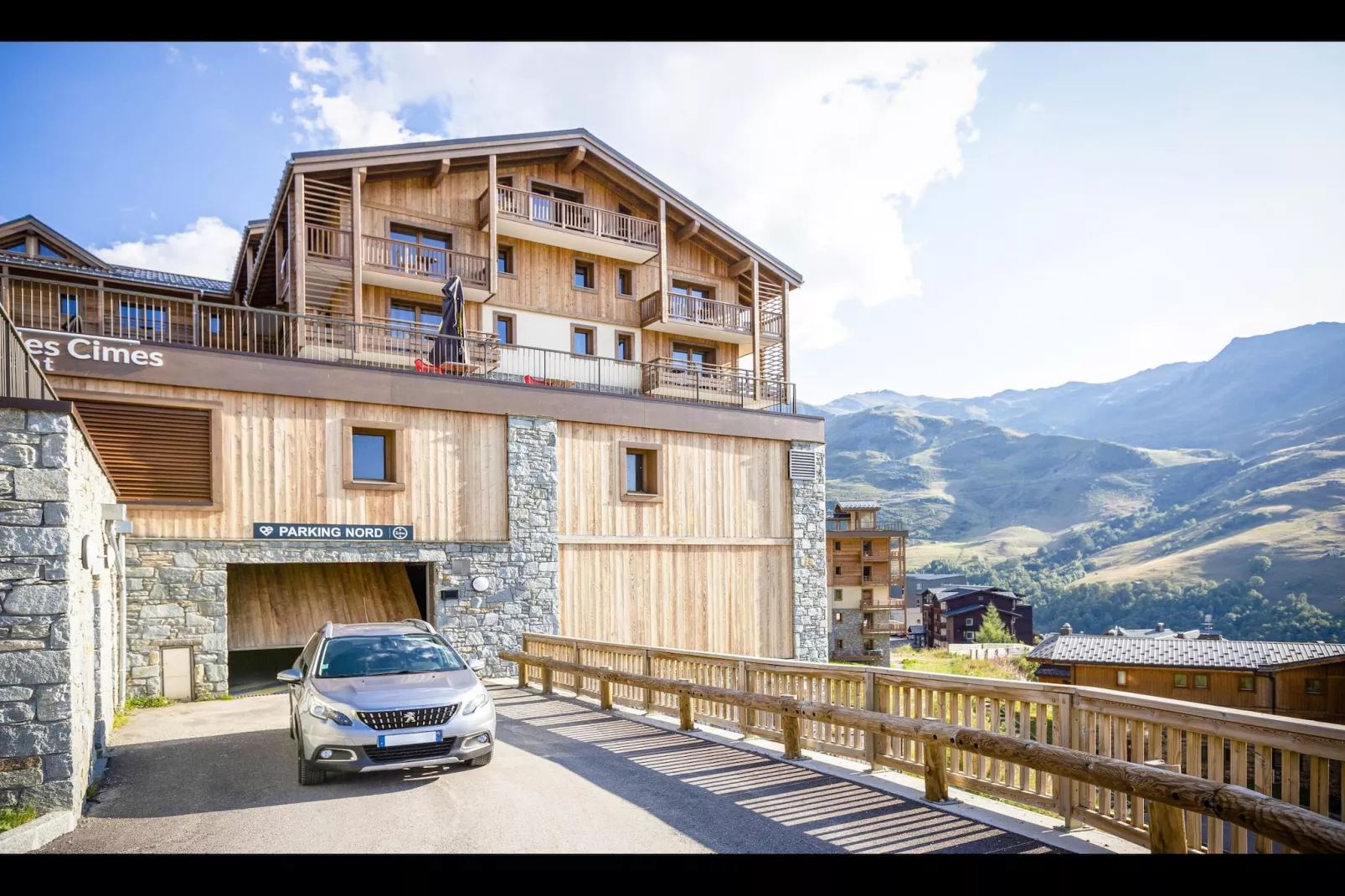 LES MENUIRES_S12V-Exterior summer