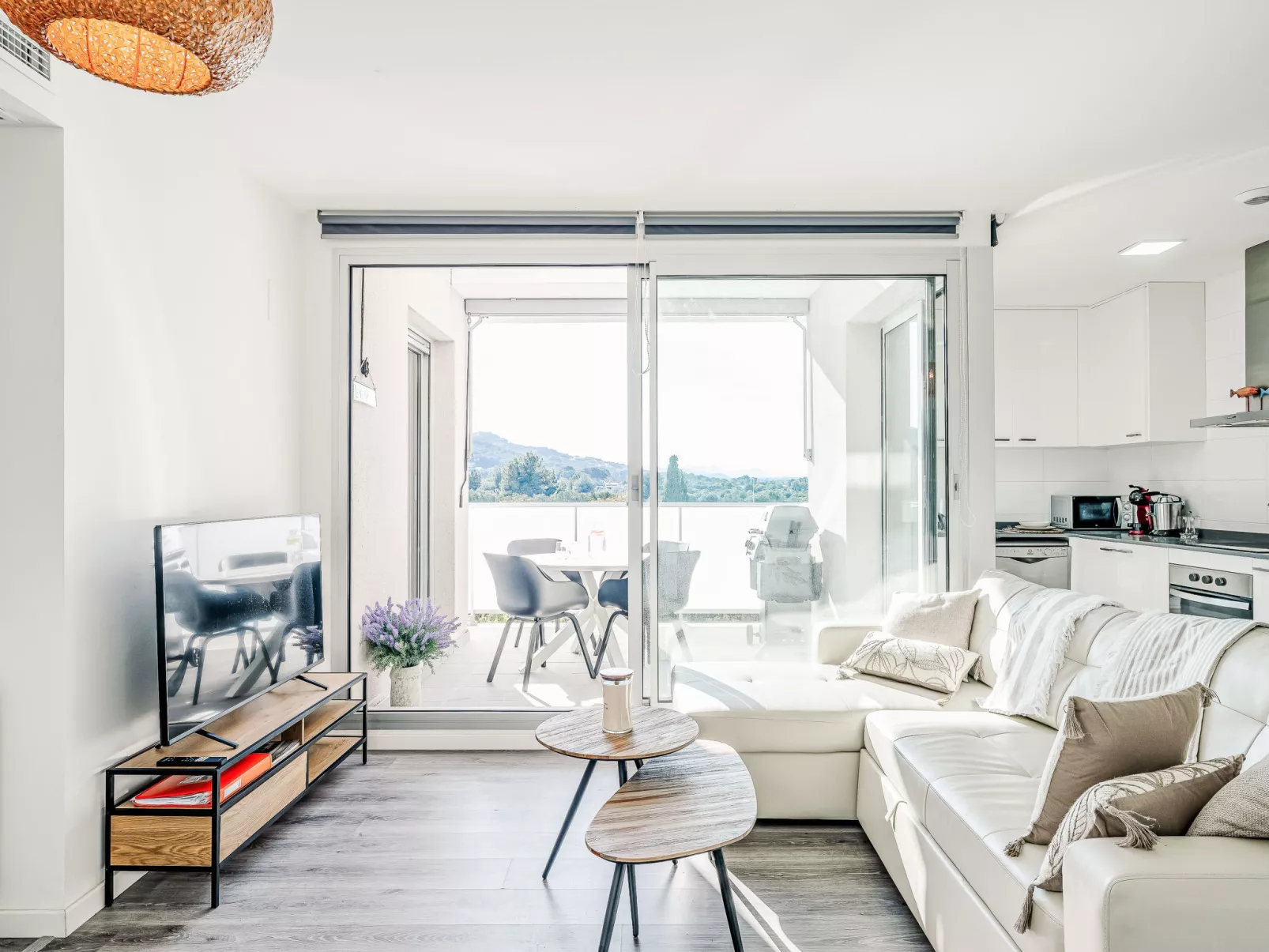 Arenal Boutique Suite-Inside
