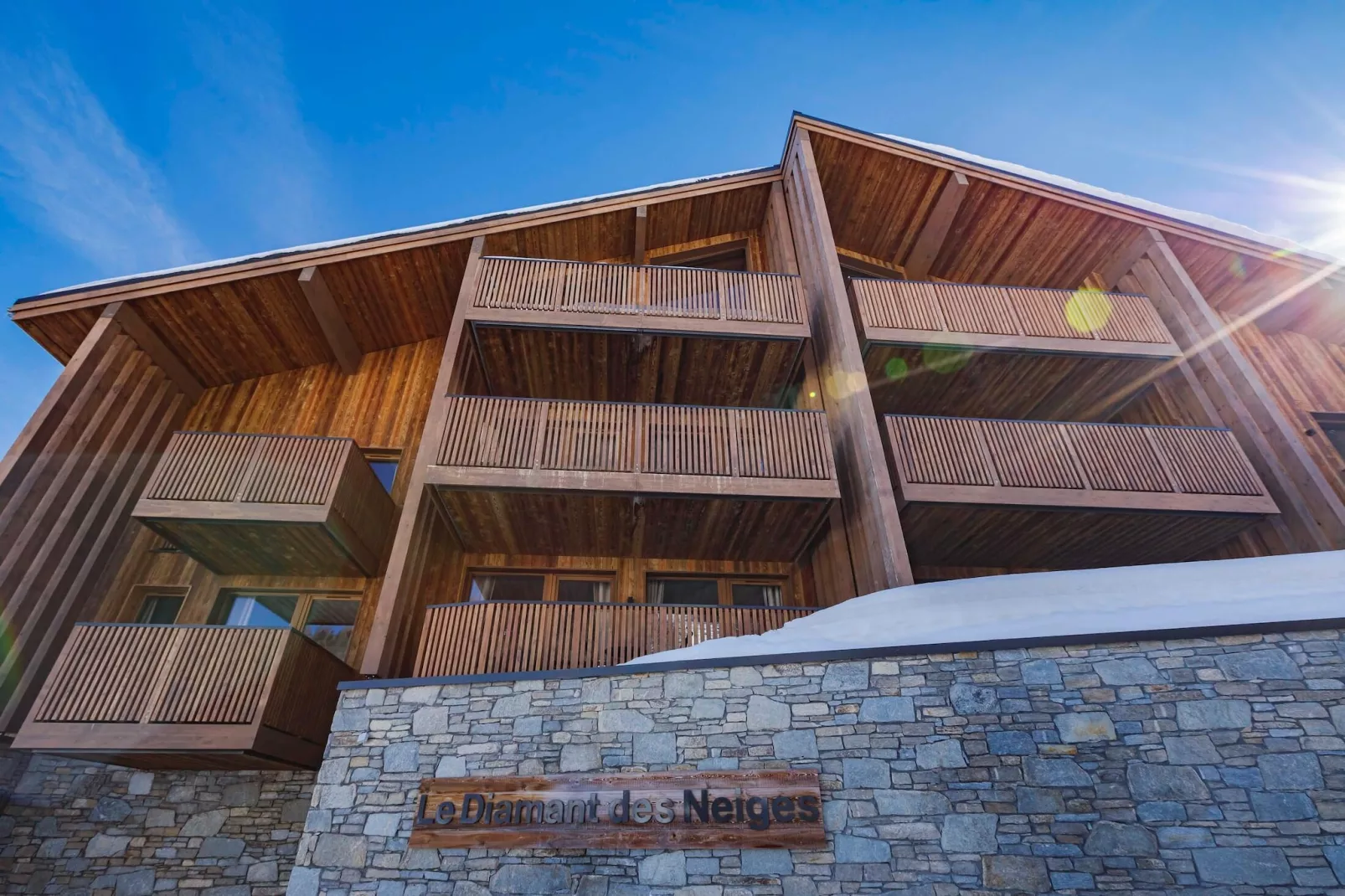 Le Diamant des Neiges-A26P-Exterior summer
