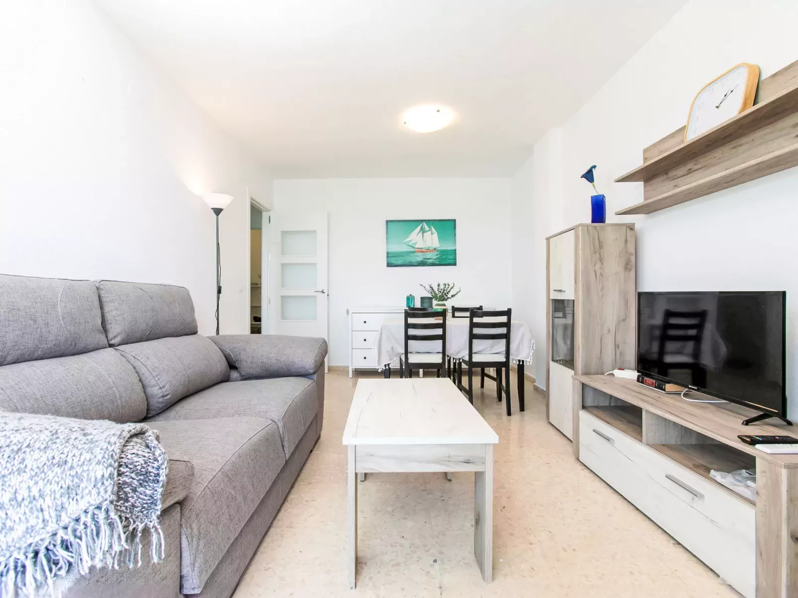 Rinconada beachfront 2-Inside
