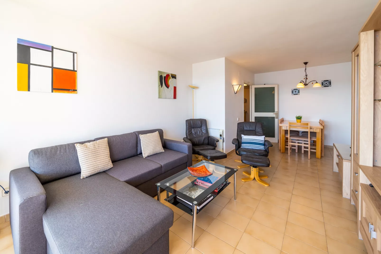 Greta-Living room