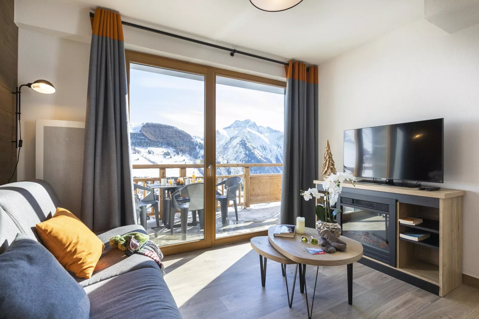 LES DEUX ALPES_S8-Living room