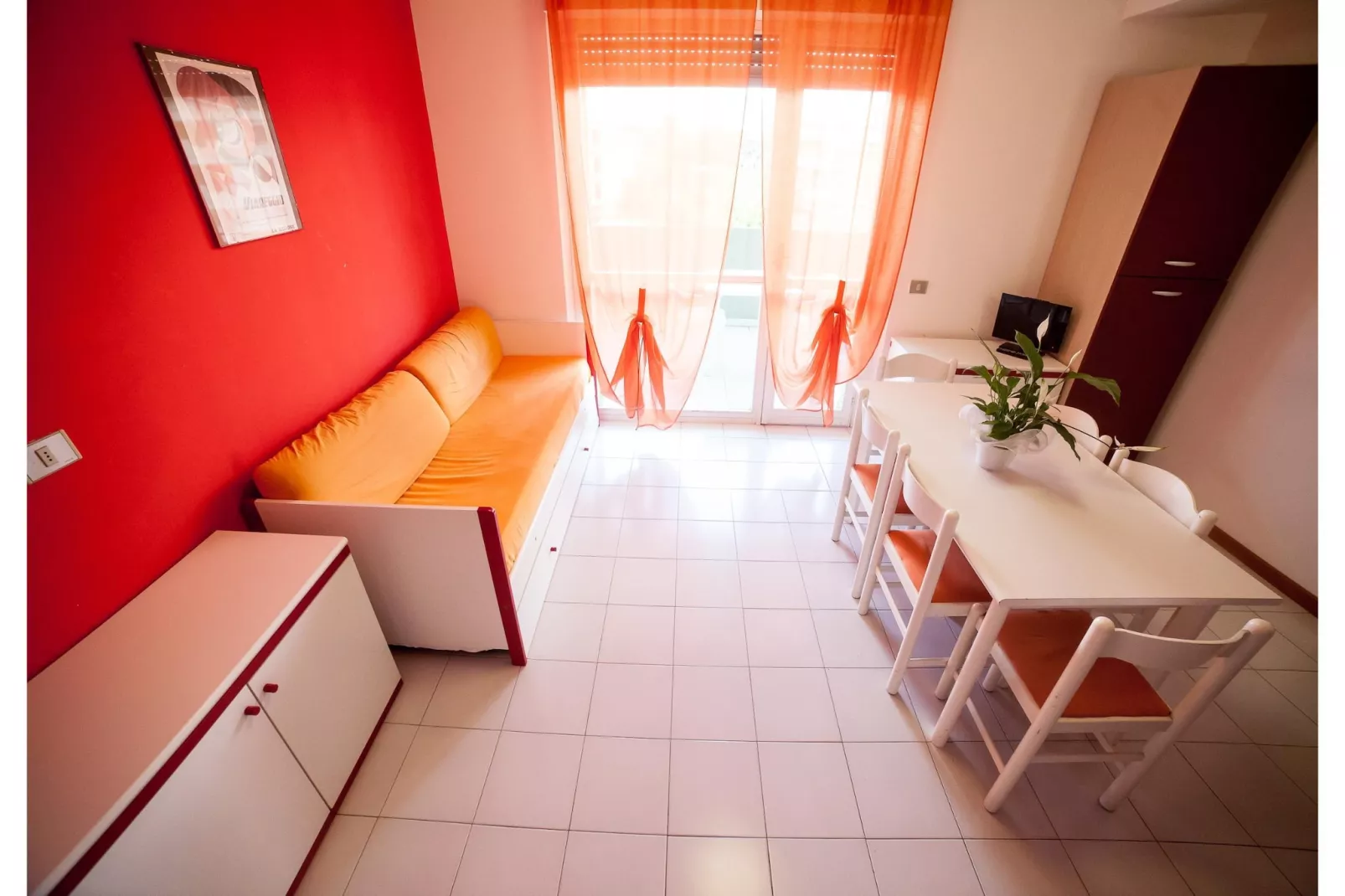 Residenza Alberghiera Italia in Luni - Trilocale R6/C6-Living room