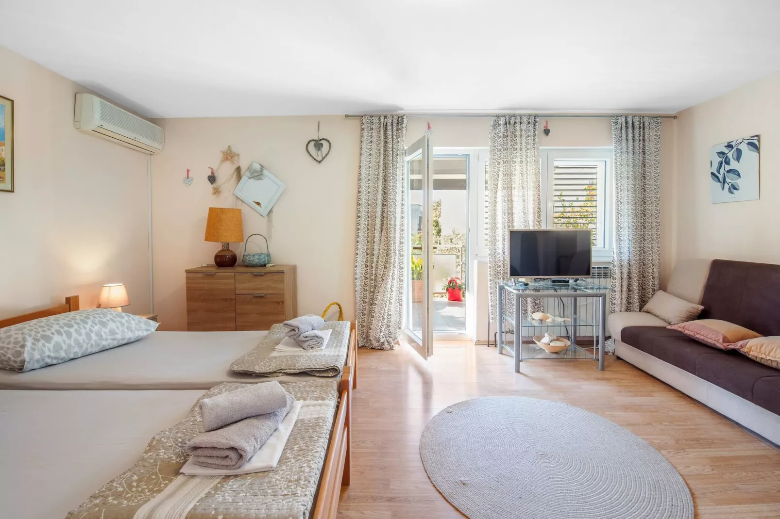 Apartments Nena - Apartment Matea A1-Living room