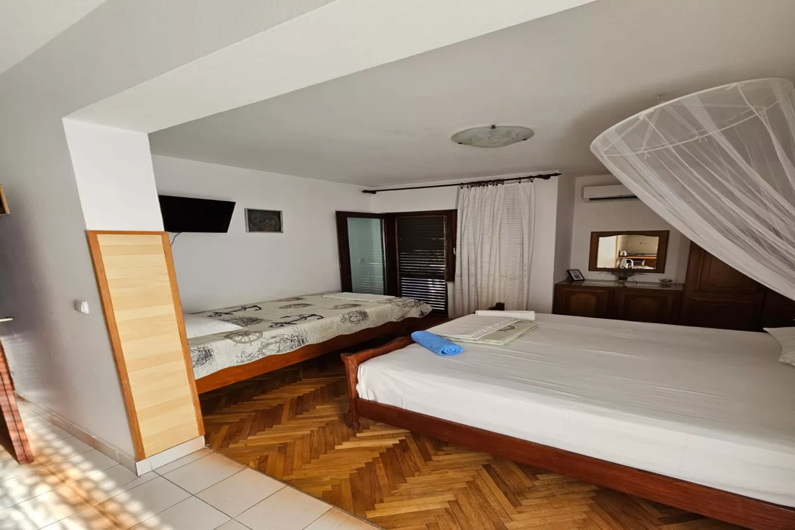 Apartments Nestor - studio apartment A3-Living room