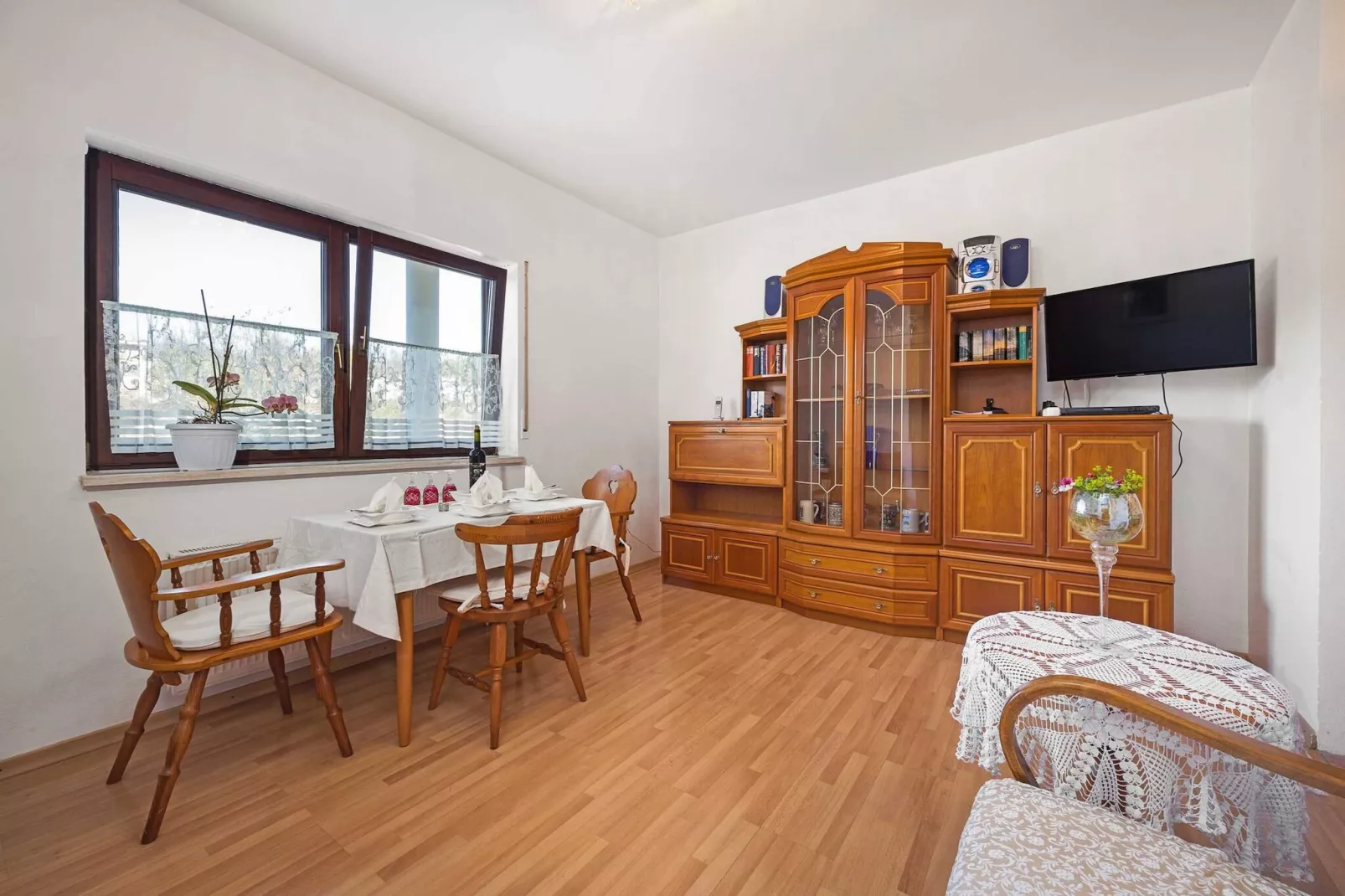 Apartment Hortenzija - Two bedroom apartment-Wohnzimmer