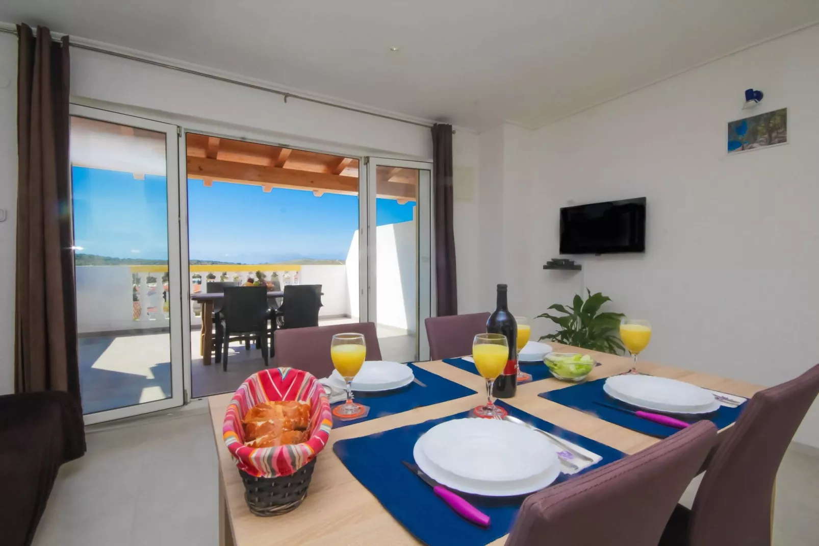 Apartments Horvat - Yellow-Esszimmer