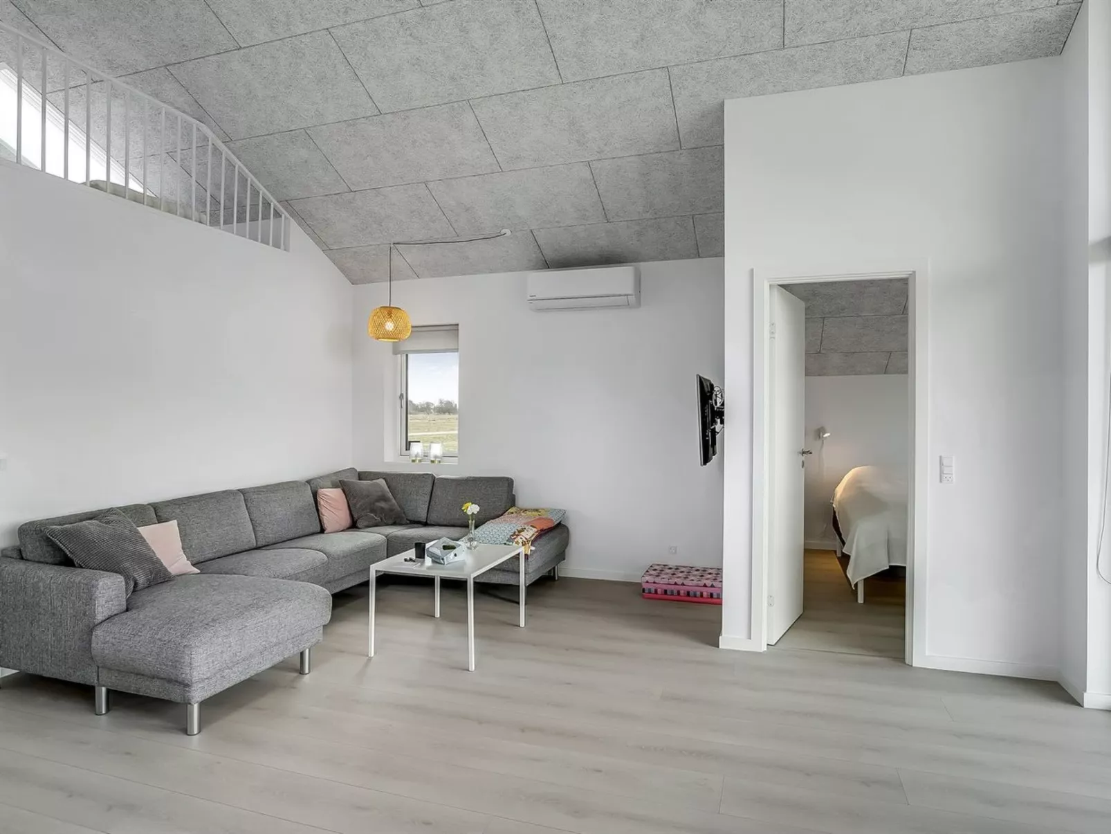 "Thalie" - 400m from the sea-Inside