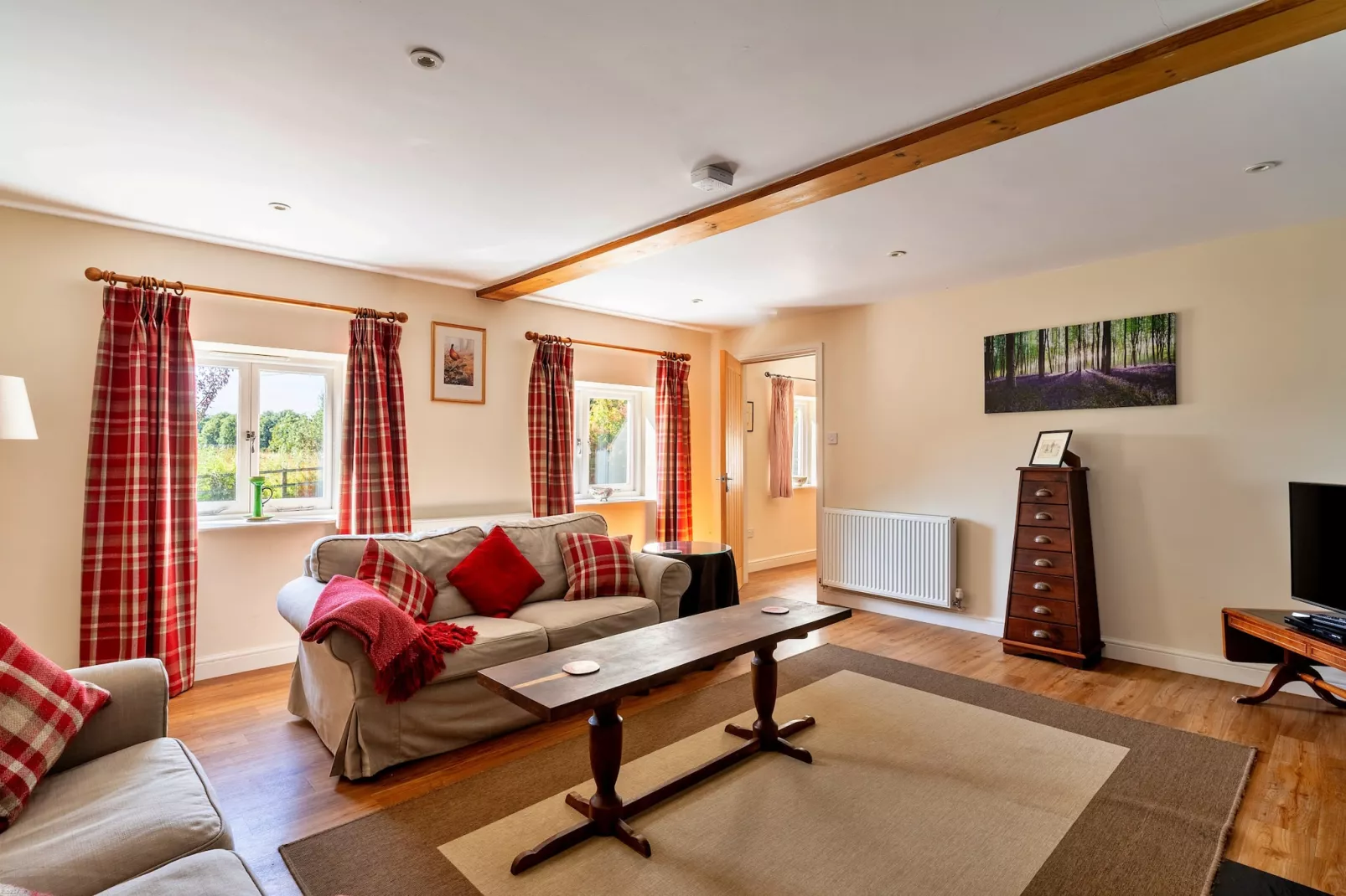 The Old Granary-Living room