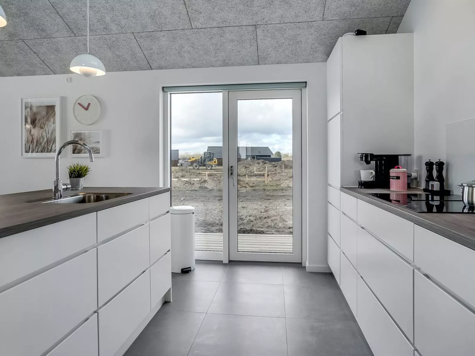"Thalie" - 400m from the sea-Inside