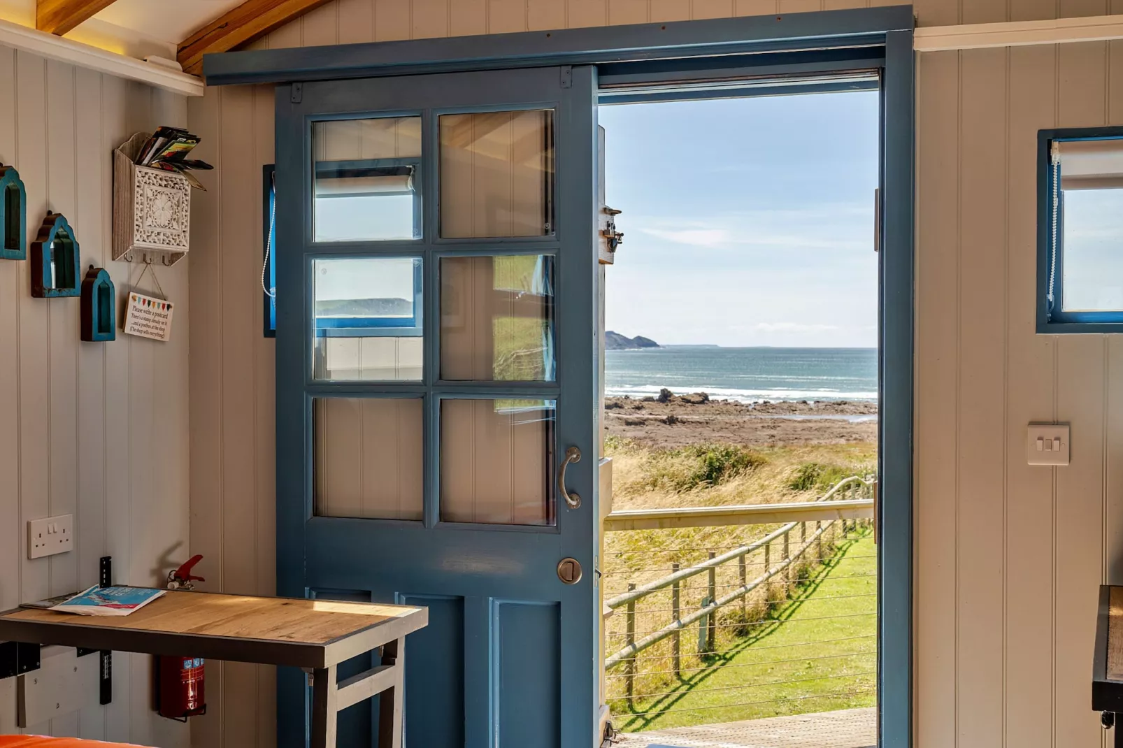 Driftwood-Reception hall