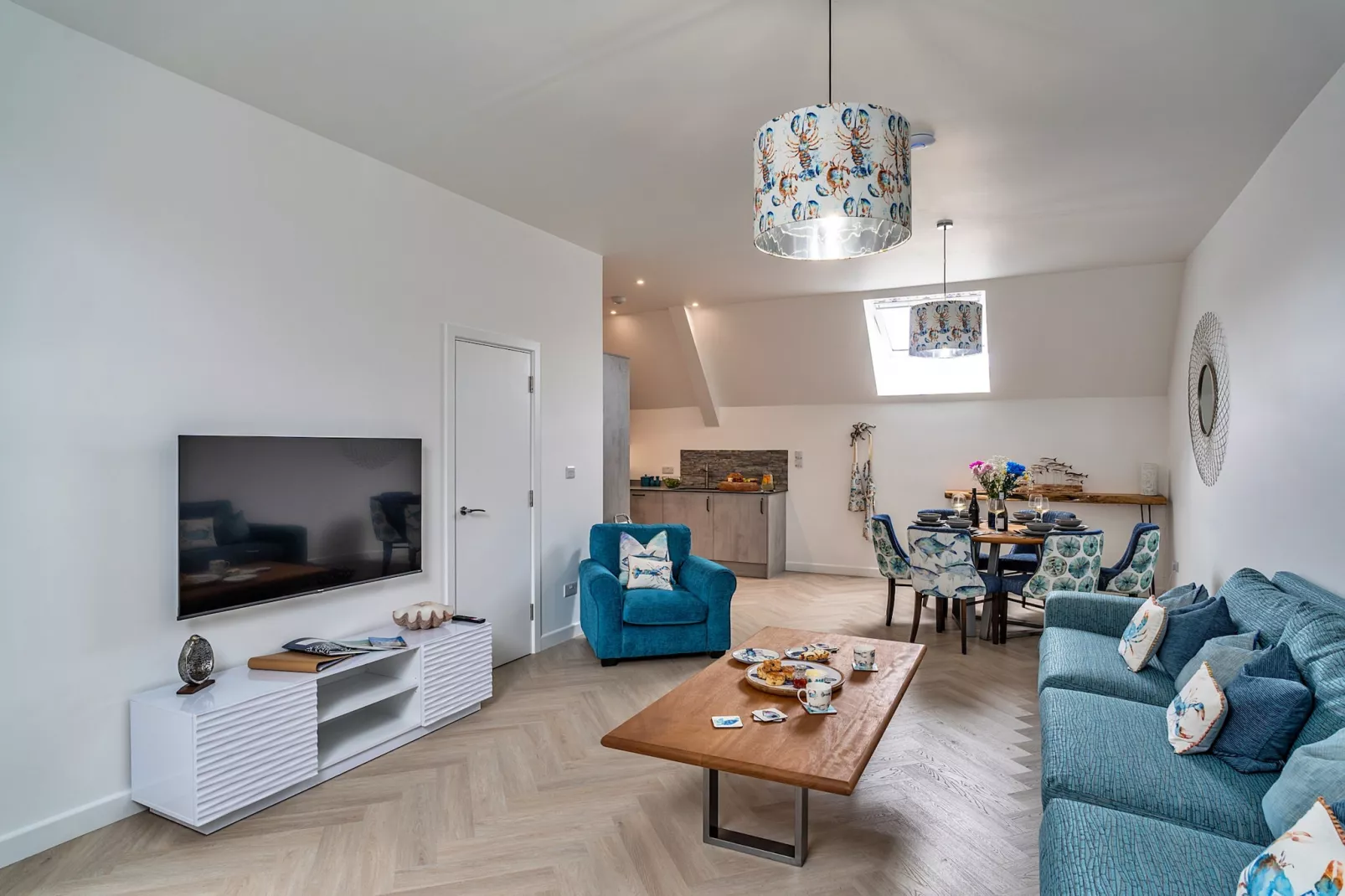 Lobster House-Living room