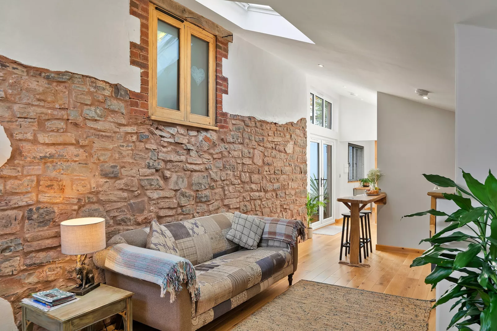 Hillfarrow Hideaway-Living room