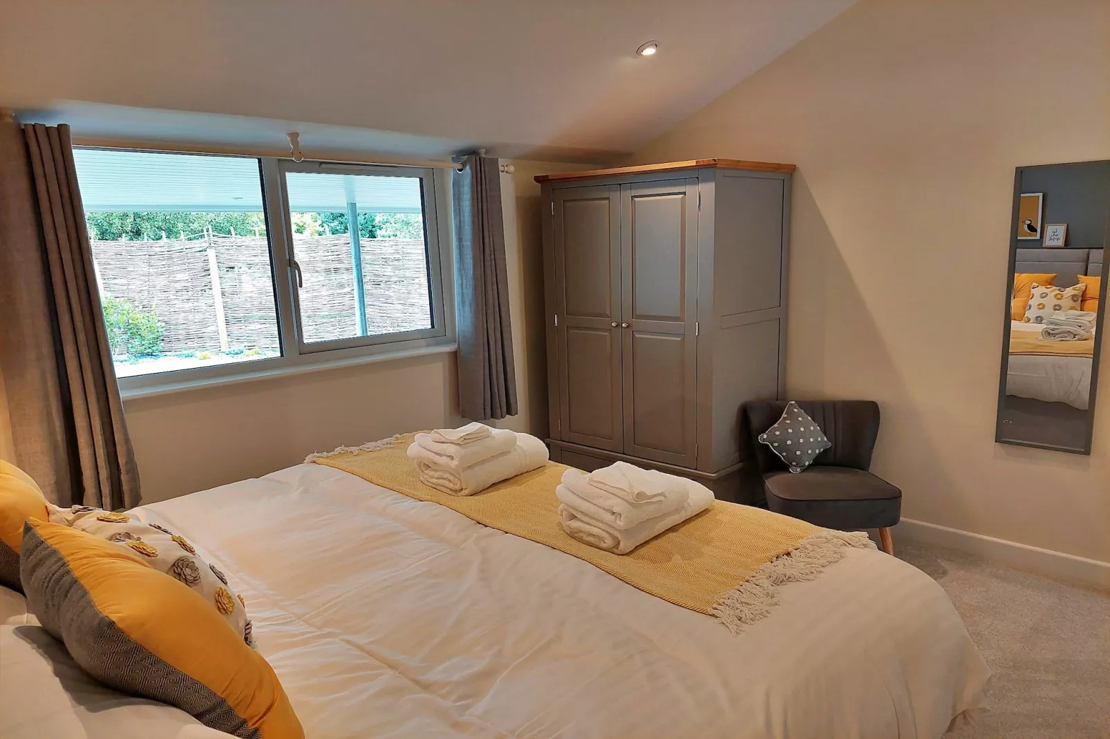 Little Dunley - Hazel-Bedroom
