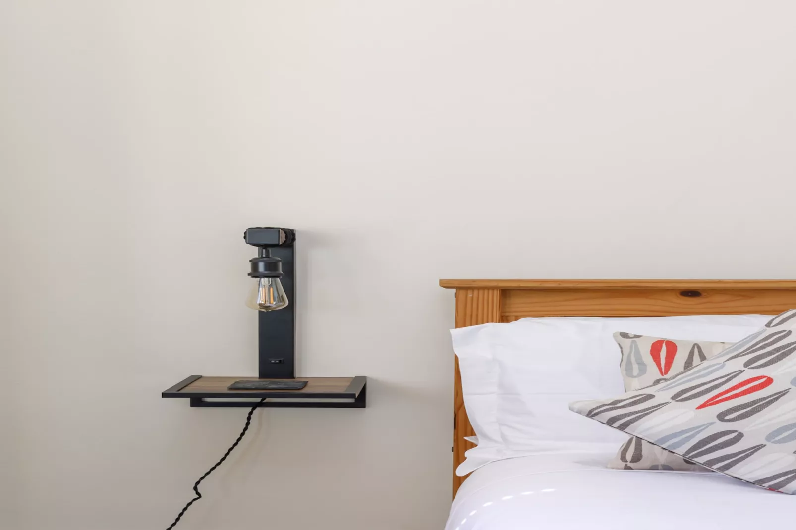 Pittodrie Guest House - Room 5-Bedroom