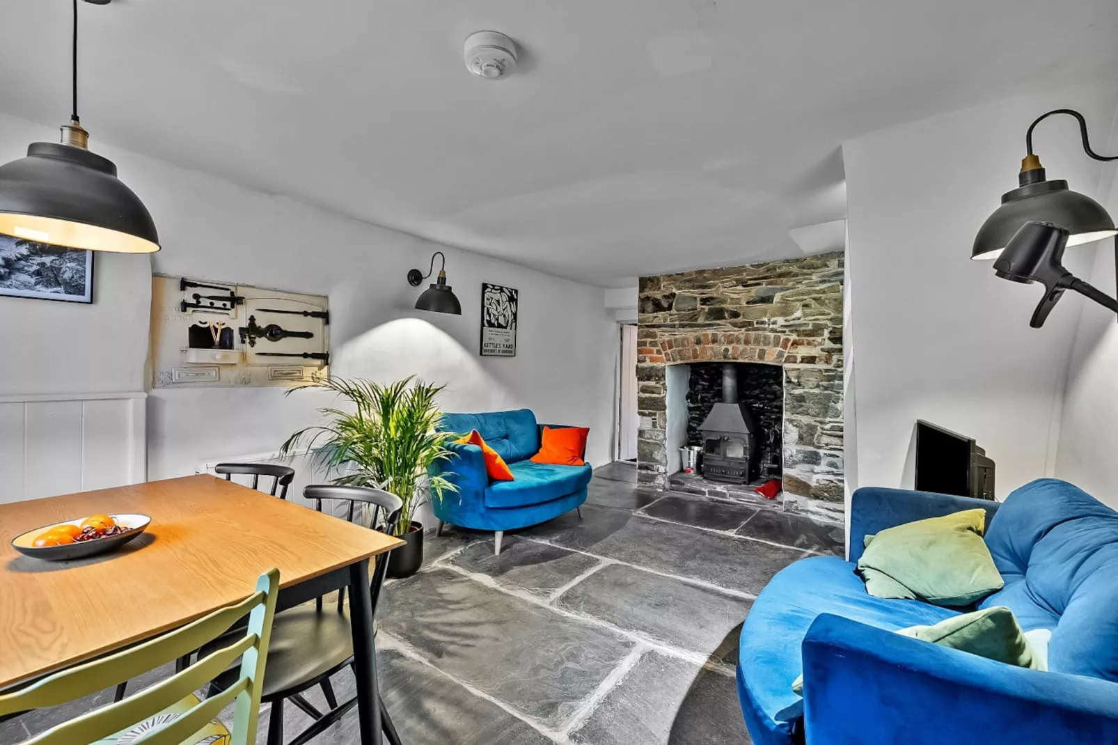 Bre Stefan-Living room